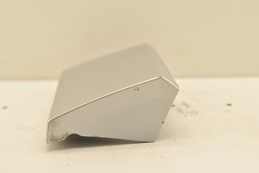 фото №7, Завершення крила audi q5 8r 8r0854959d 3.2l бензиновий 199kw 2009