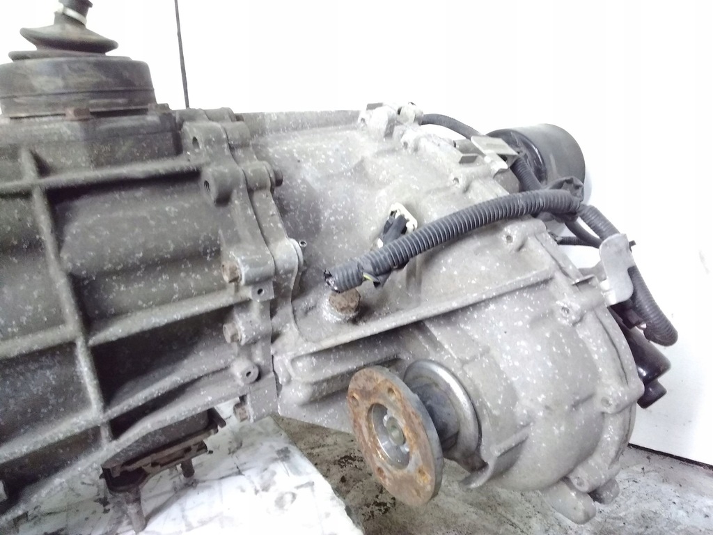 фото №8, Nissan navara d23 2017 механічна 6-ступенева коробка передач передач