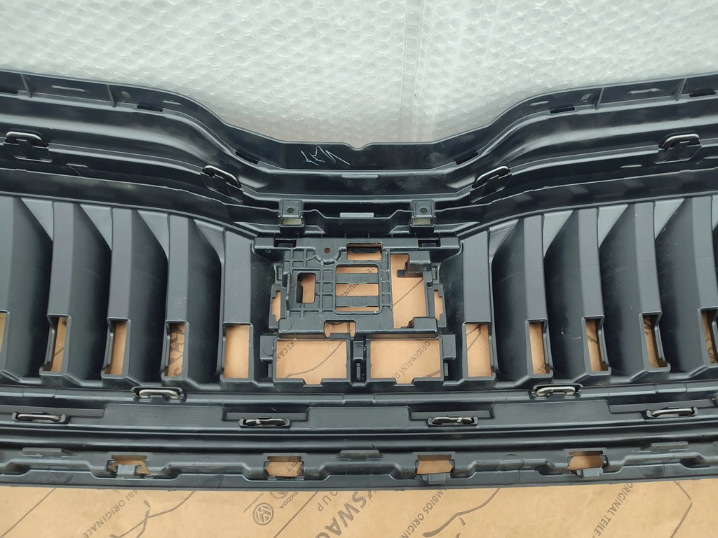 фото №10, Решітка радіатора решітка радіатора радіатора бампера перед skoda scala 2019 657853653a