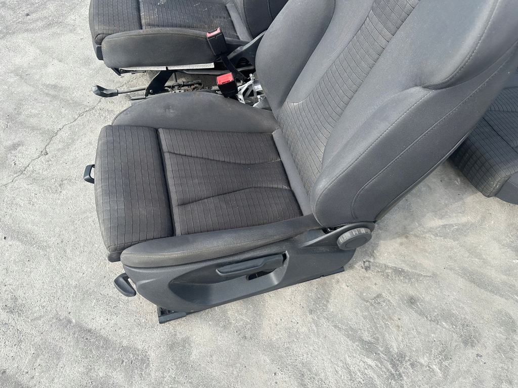 фото №10, Сиденья audi a3 8v sportback решётка ковши обшивки