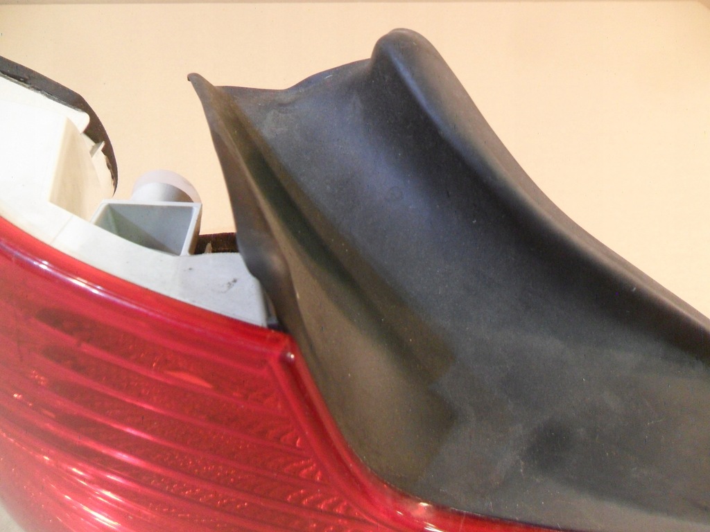 фото №13, Bmw 1 i e82 лампа левая задняя задняя 6924519