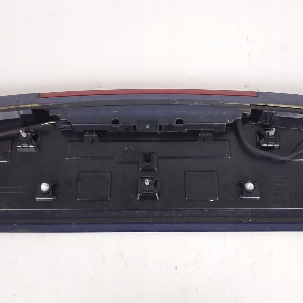 фото №10, Renault clio iii kombi спойлер крышки багажника