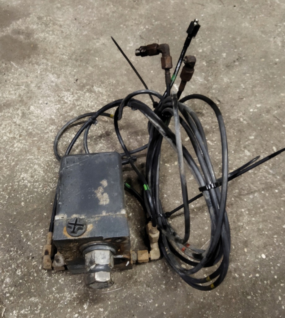 фото №1, Помпа подъёма кабины mercedes actros