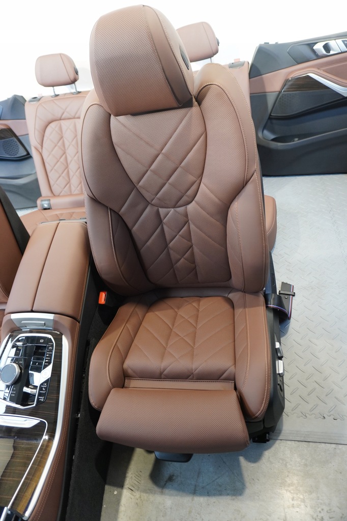 фото №11, Сидіння середина заднє сидіння bmw x5 g05 g05lci-lift coffee 12km.
