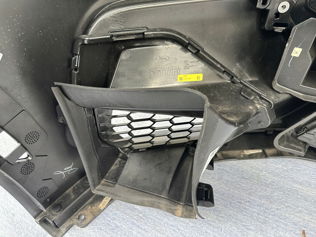 Купить 2024 ford mustang 5.0 gt vii бампер перед передний