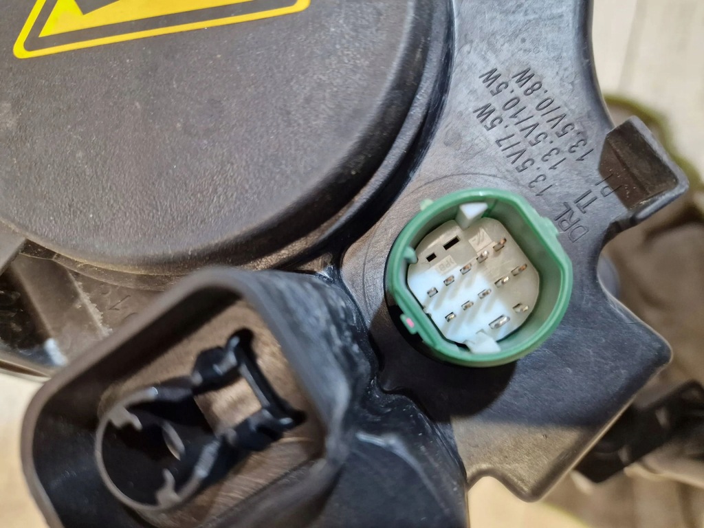 фото №13, Ferrari ff f151 11-16 ксенон+ led права лампа eu