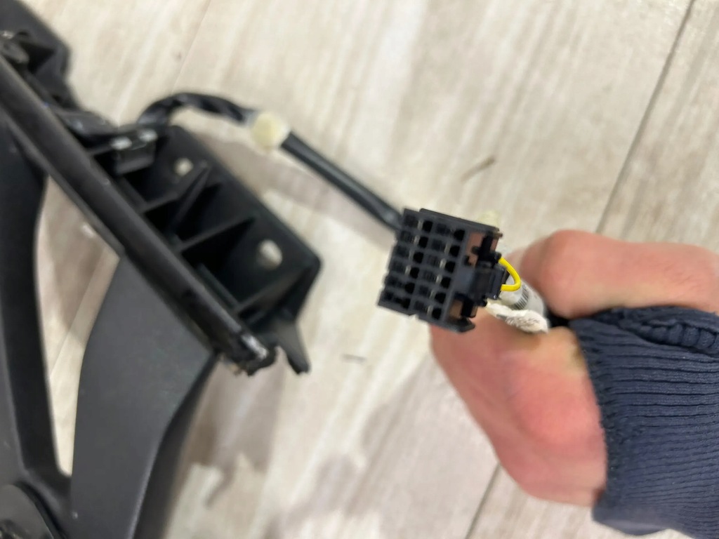 фото №11, Aston martin vantage iii 2015 зеркало левая правое