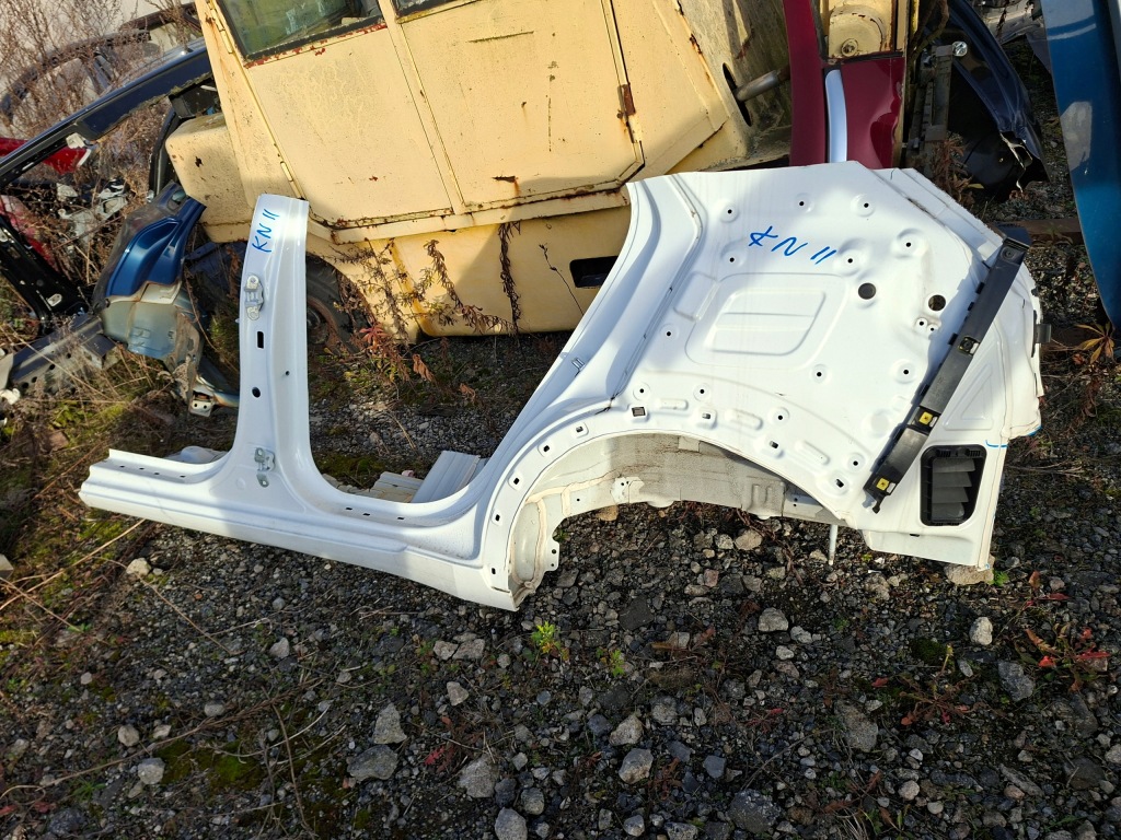 Купити Четвертина крило поріг стійку  ліве задні kia niro 2 22+ ev