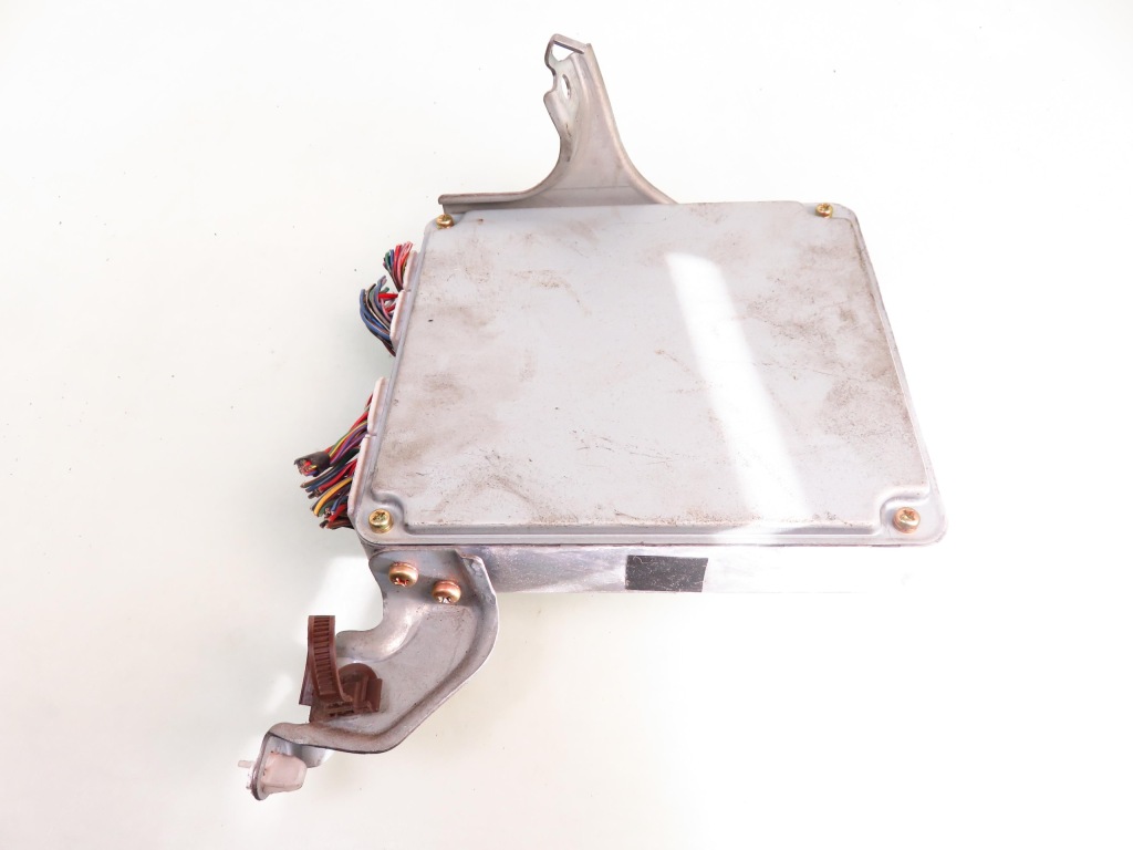 фото №4, Блок управления toyota avensis verso 2.0 d 8966144300