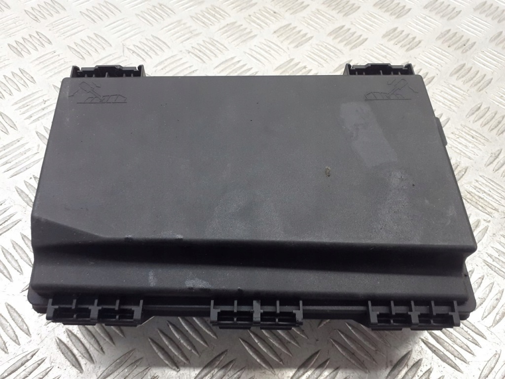 фото №1, Коробка предохранителей opel astra h 1.4 1534937