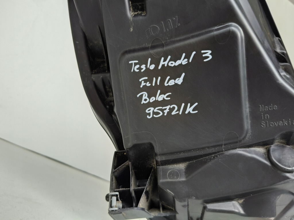 Купить Фара левая фара tesla model 3 y 20- рестайлинг  full led