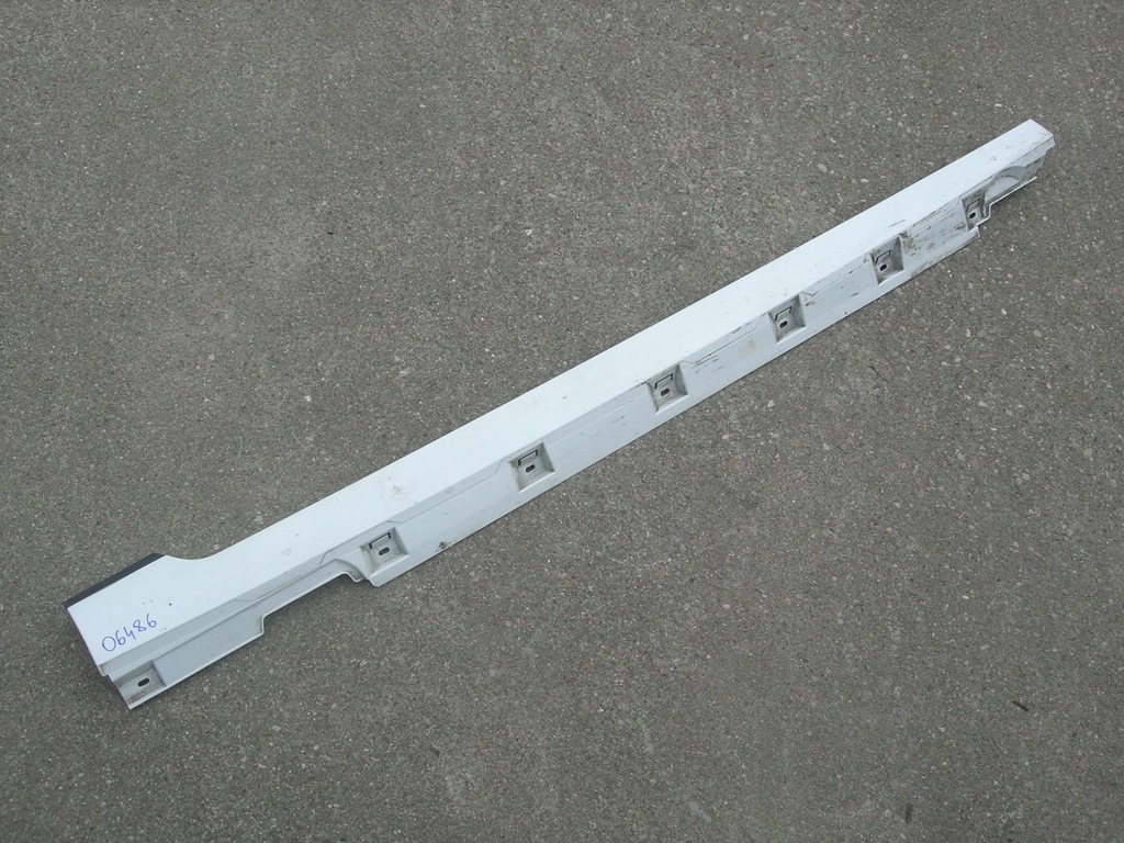 фото №1, Молдинг поріг r vw passat b8 3g0853858f w-wa