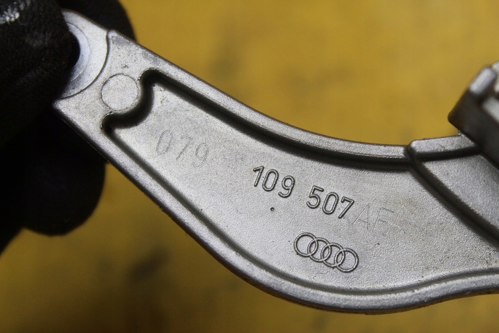 фото №8, Напрямна натягувач s6 c6 5.2 fsi 079109507af