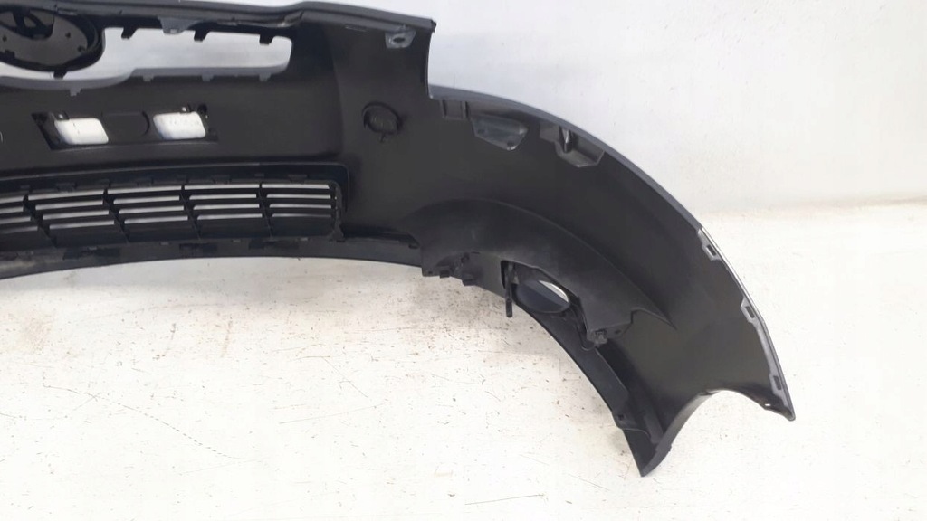 фото №11, Toyota auris 2006-2009 бампер перед