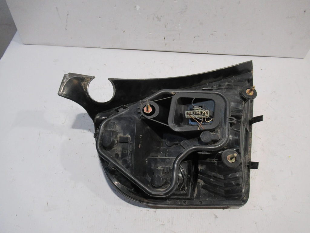 фото №6, Лампа задня права 46823705 fiat stilo 3d