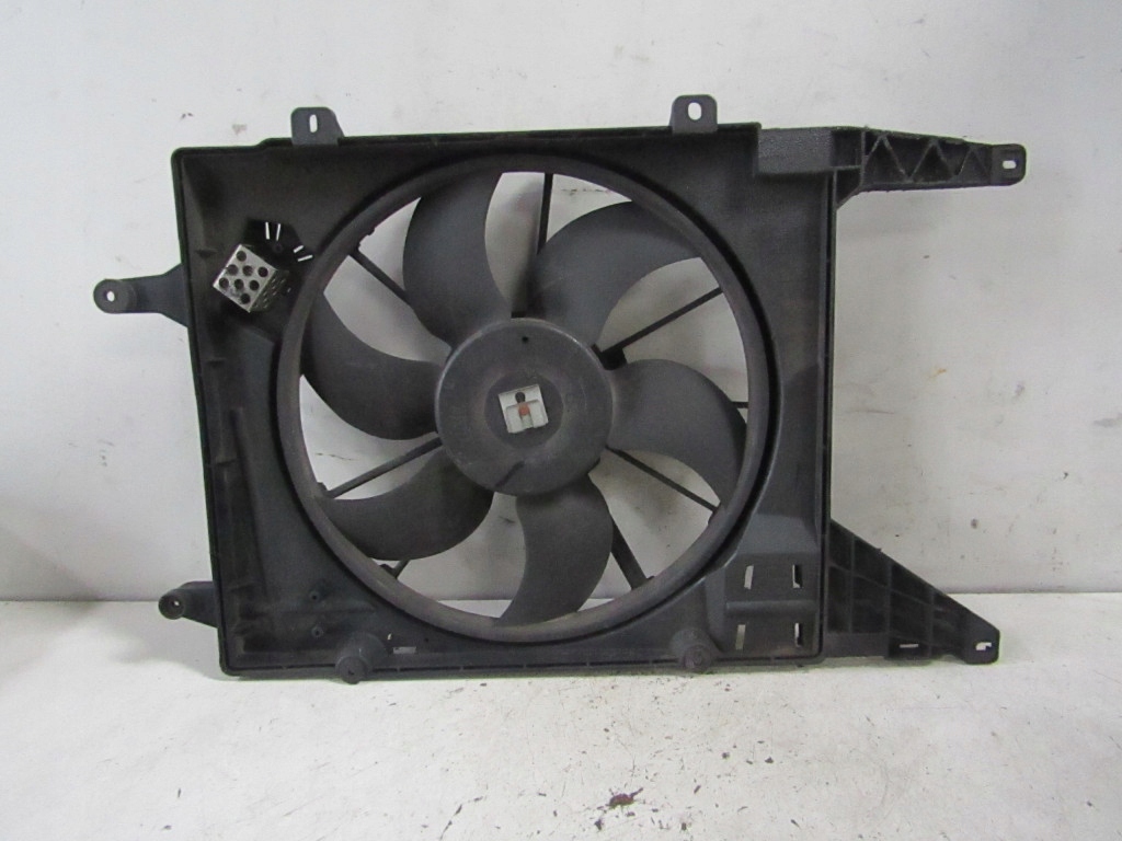 фото №1, Renault scenic вентилятор радіатора ---