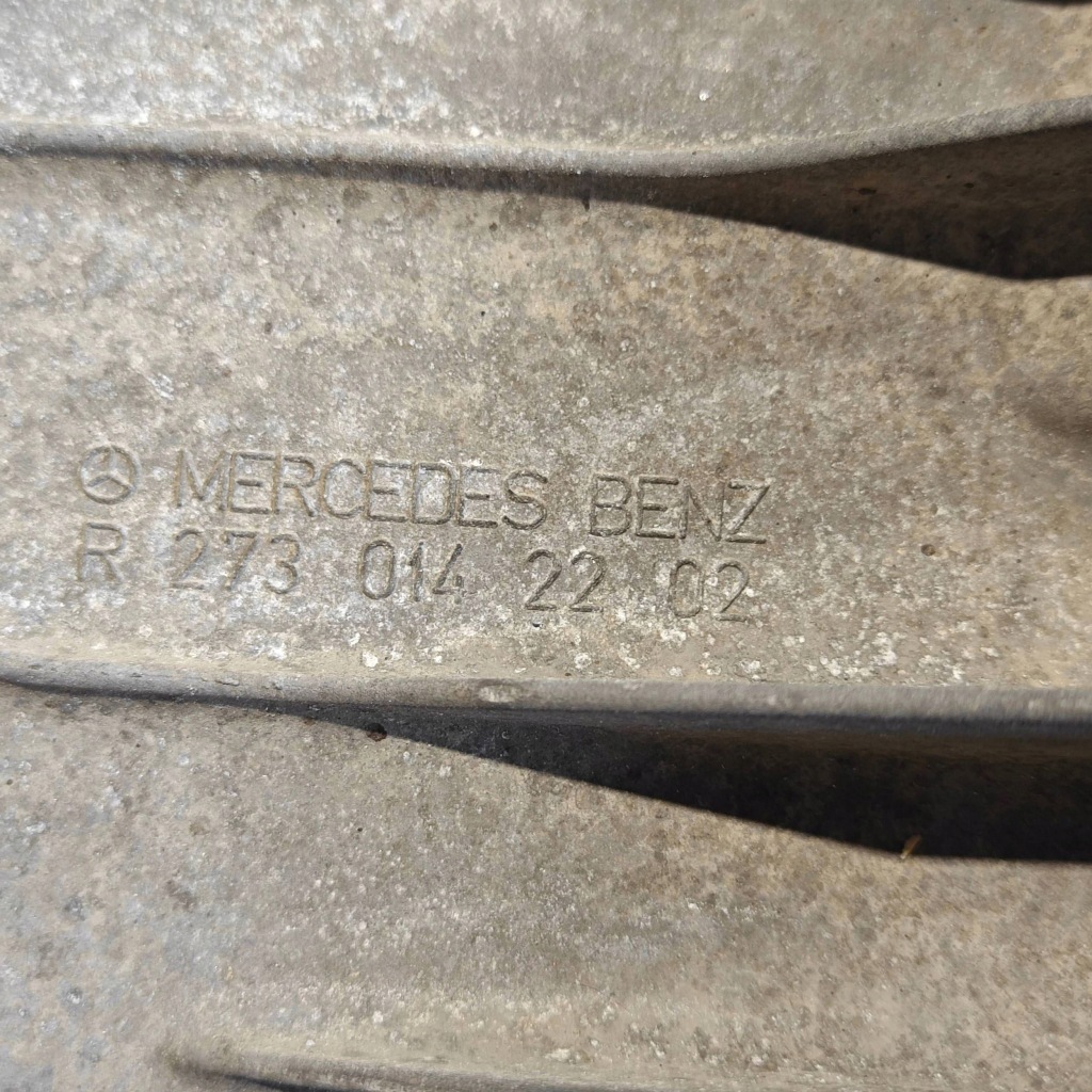 Поддон масляная r2730142202 mercedes-benz 5.5 v8 m273 Доставка