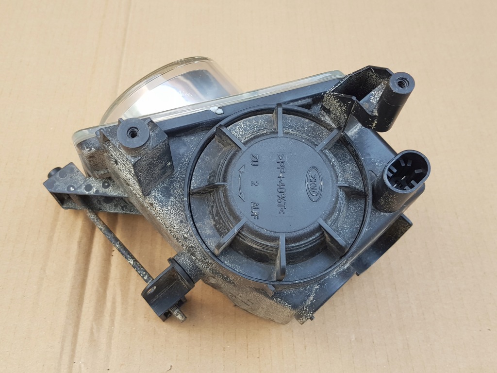 Купить Противотуманная фара бампера левый перед / opel vectra c signum lift 05-08 / хороший