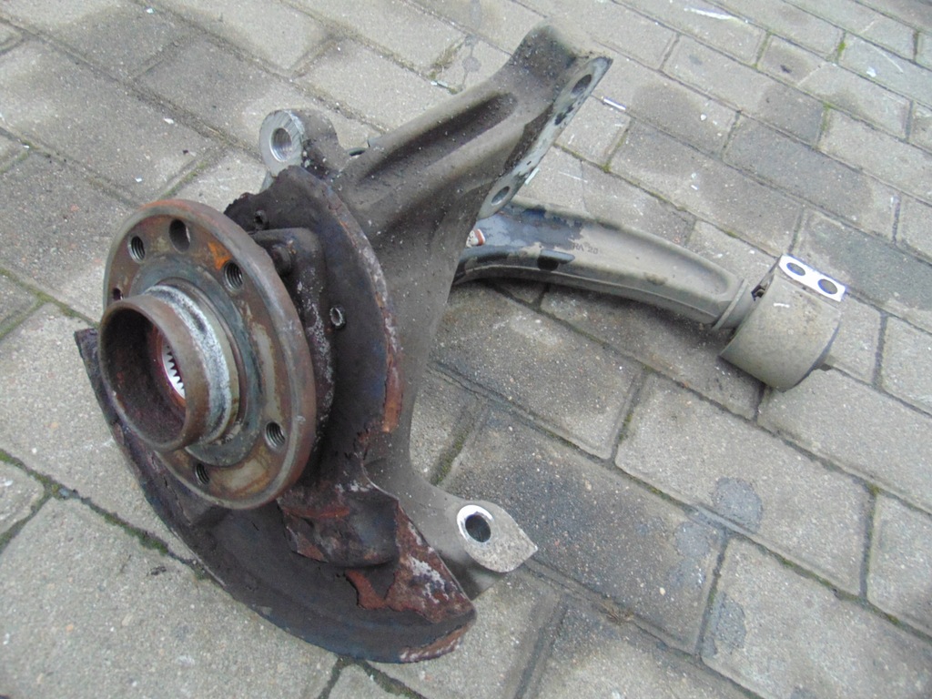 фото №1, Поворотный кулак ступица рычаг левая opel vectra c lift