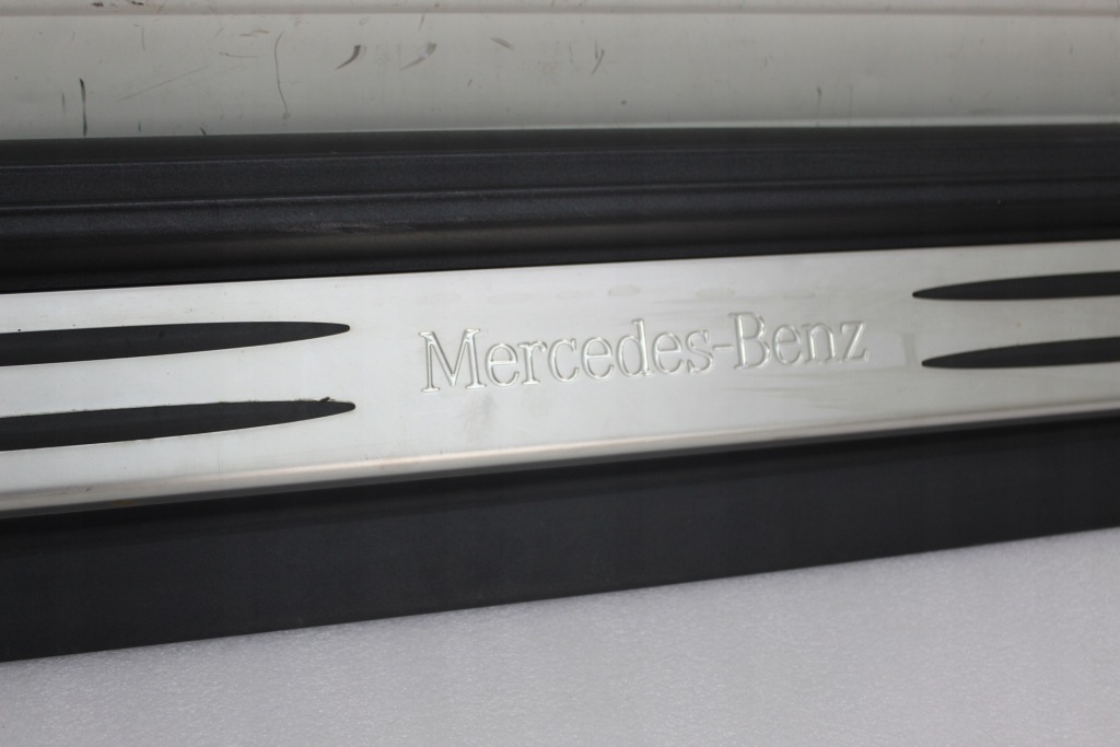 фото №12, Mercedes slk r171 w171 накладки пороговые декоративные внутреннее левая правая kpl