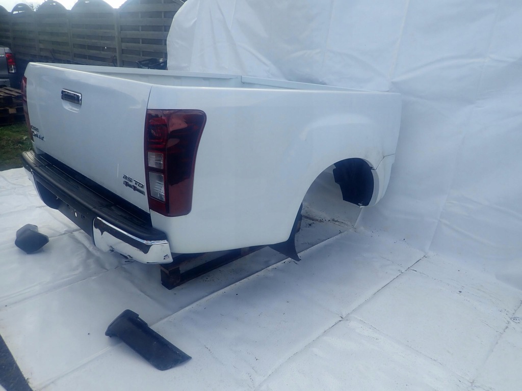 фото №11, Isuzu d-max ii 11- кузов обшивка комплектна