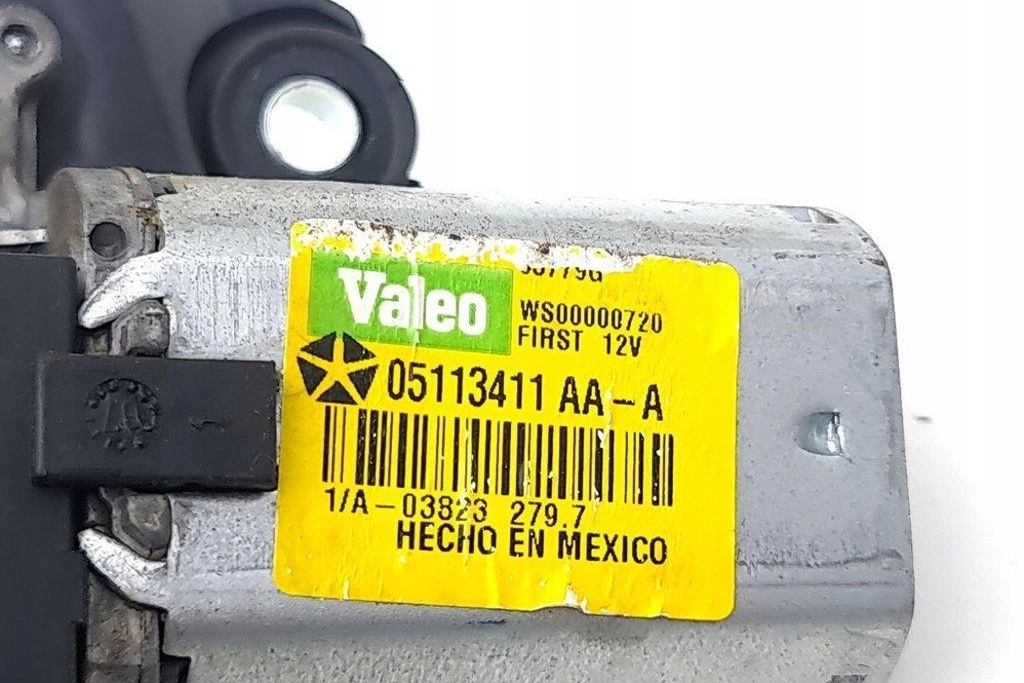 фото №7, Моторчик дворники крышки chrysler grand voyager v rt 05113411aaa 2.8l