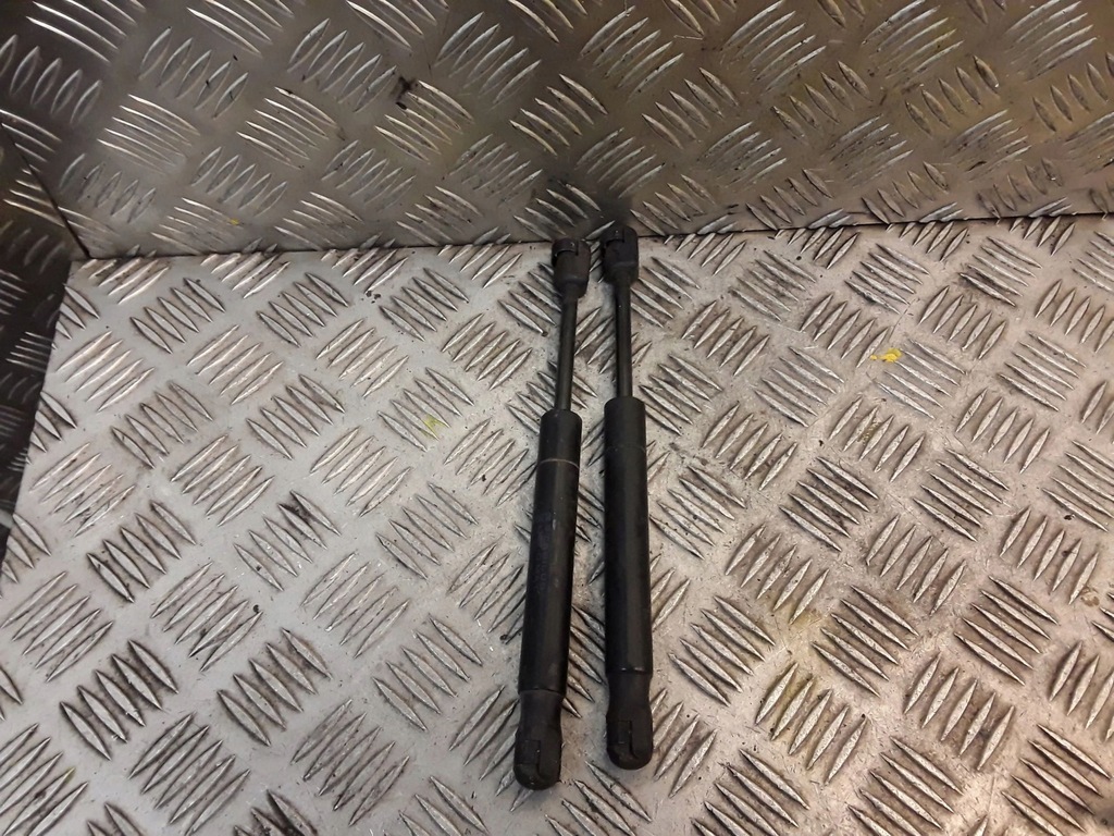 фото №1, Mini one - cooper coupe r56 левая сторона привод капот