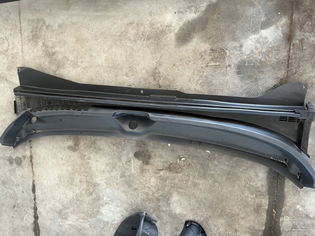 фото №1, Qe040 jeep renegade жабо перед передние 735578379