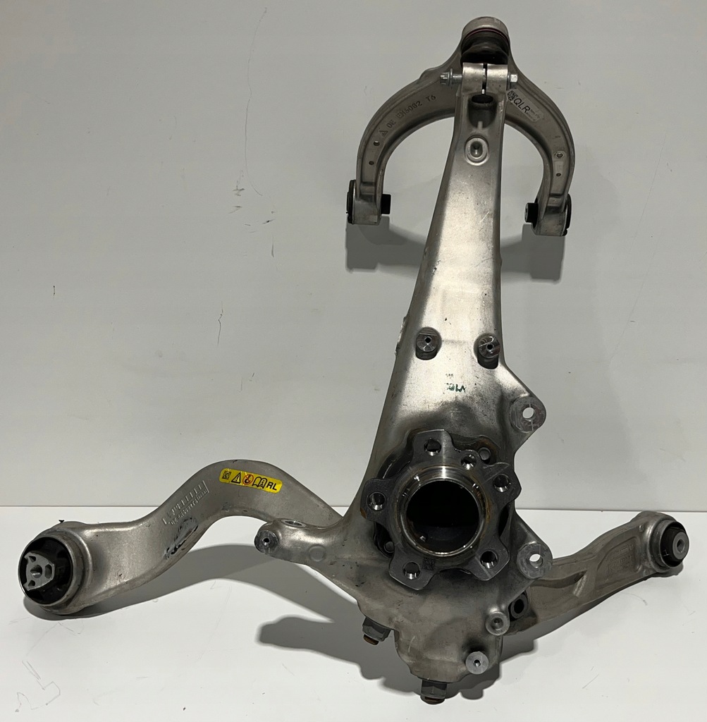 фото №1, Bmw g60 g61 поворотний кулак важелі комплект 6898327 rwd