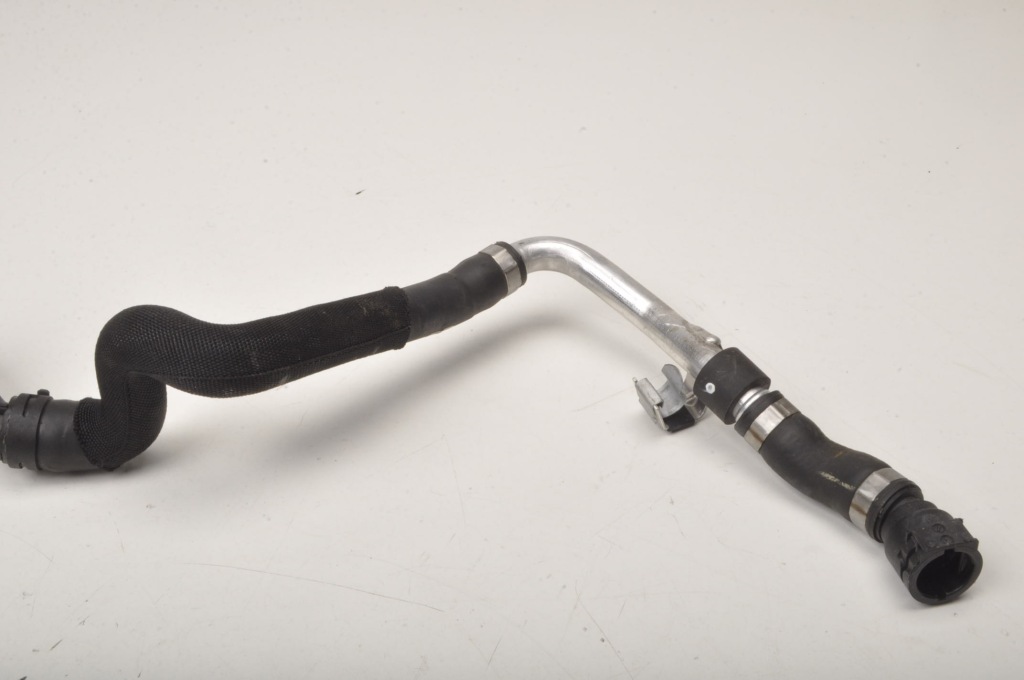 Bmw f39 f40 f44 f45 f46 f48 1.5 труба шланг воды 8658488 Доставка