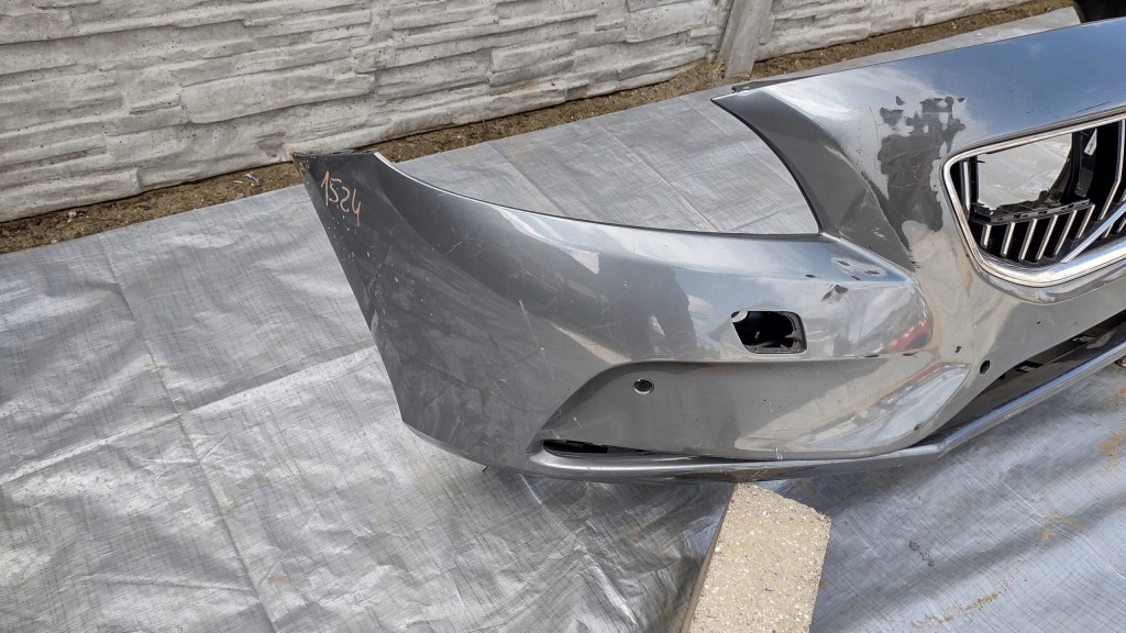 Бампер volvo v40 ii перед передний pdc радар 12-20 Цена