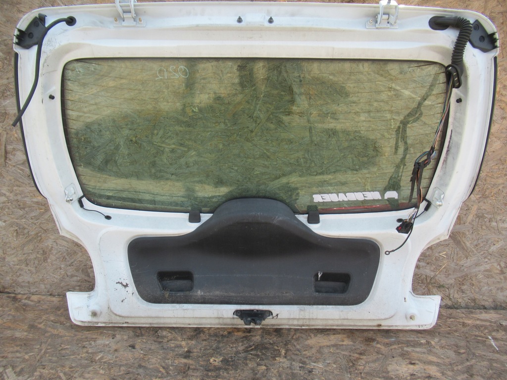 фото №5, Крышка багажника задняя peugeot 206 98-02