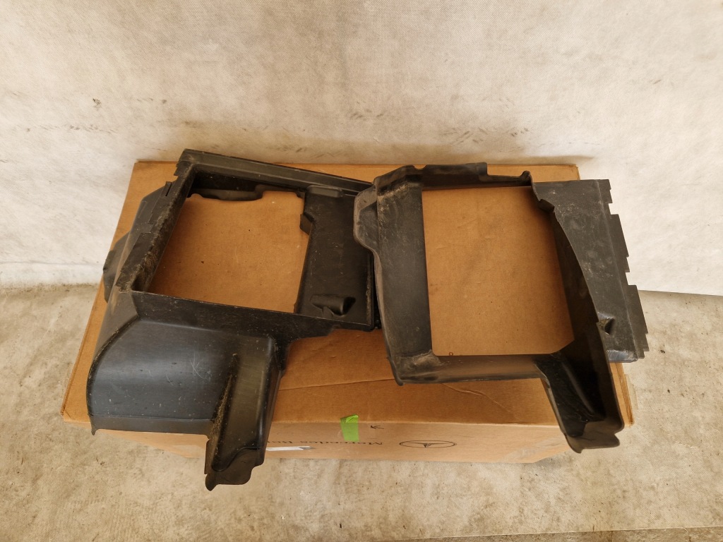 фото №1, Повітропровід повітря audi q7 4l права ліва kpl