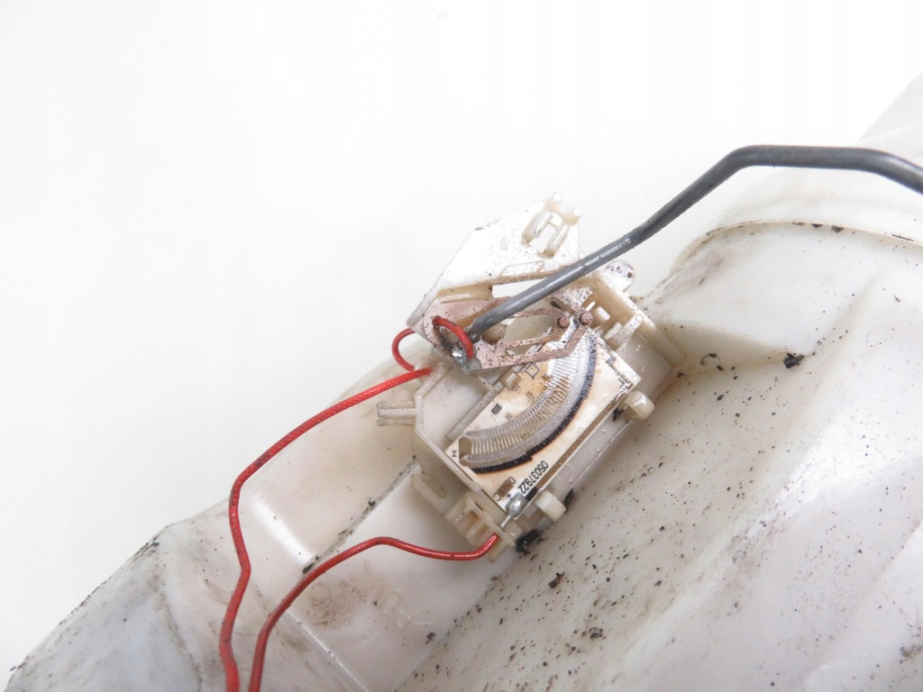 фото №5, Насос топлива land rover range rover iii 3.0 d 4x4 - 306d1