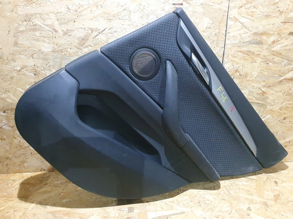 фото №1, Оббивка двері bmw x1 f48