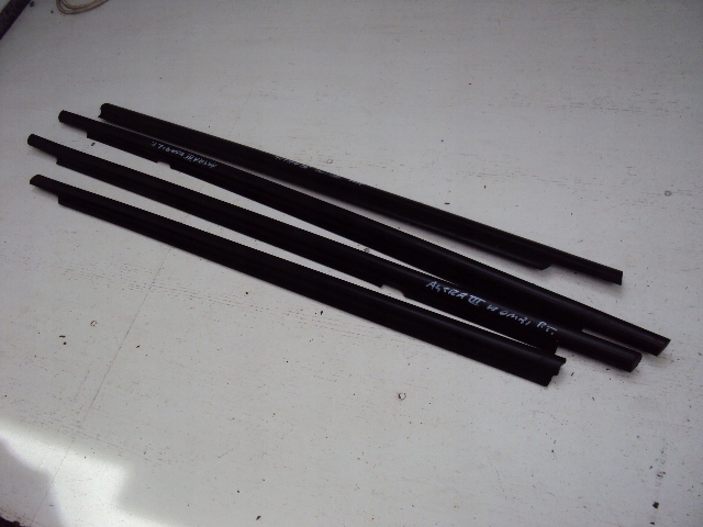 фото №1, Накладки ущільнювачі zbierające opel astra iii kombi