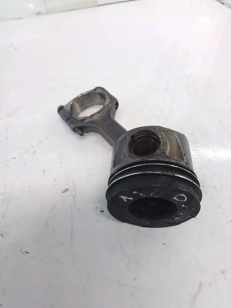 фото №1, Opel insignia a a20dth 2.0cdti поршень с шатун