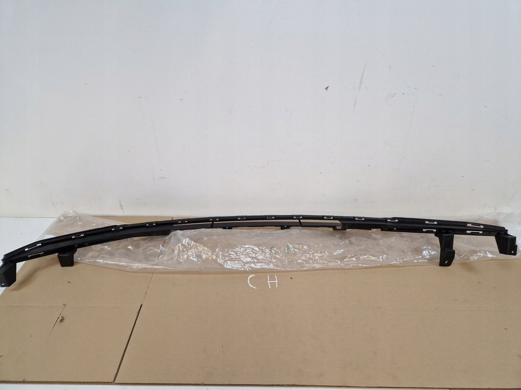 фото №5, Hyundai elantra vii 7 решётка нижняя nowa org 86531 aa010