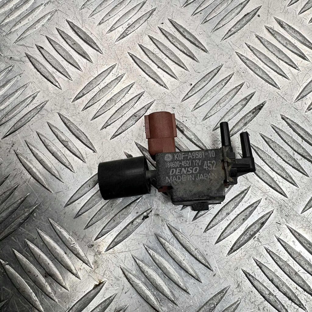 фото №1, Клапан давления вакуумa xc90 i s80 ii