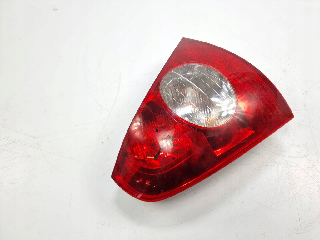 фото №4, Лампа левая задняя 8200071413 renault clio ii