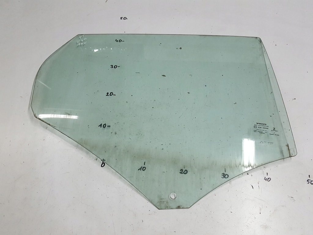 фото №1, Volvo v40 ii 14r скло двері права задня задня