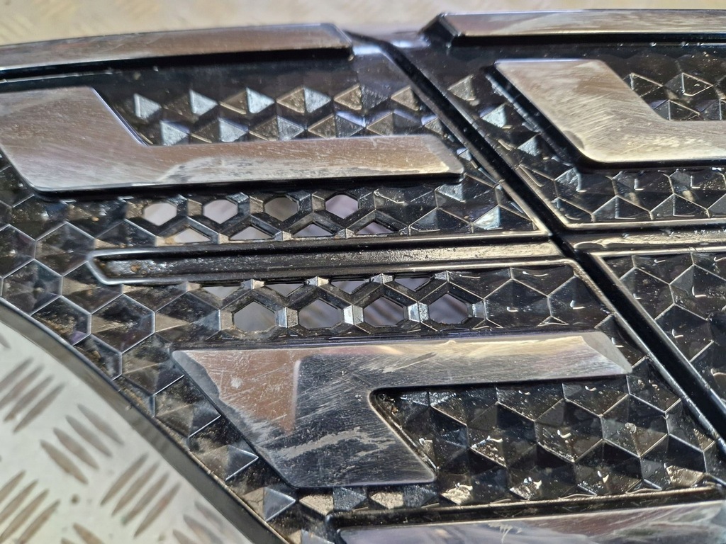 фото №4, Решётка радиатора решётка радиатора dacia spring 2021r-