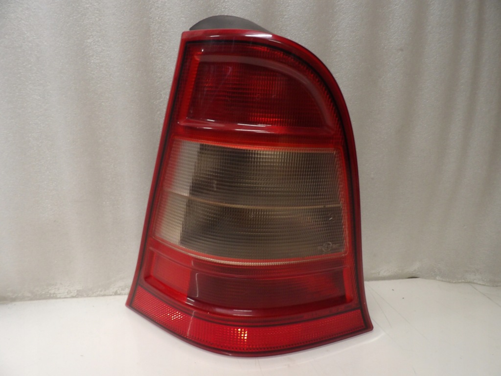 Купити Лампа ліва задня mercedes-benz a 140