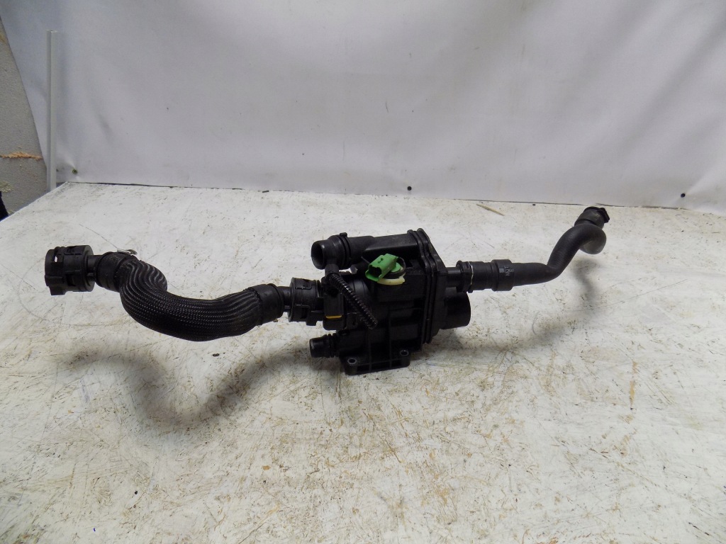 фото №1, Psa peugeot 208 1.2t корпус термостата 9812131480