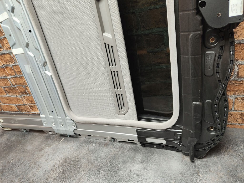 фото №14, Bmw f20 f21 люк дах зсувний скло