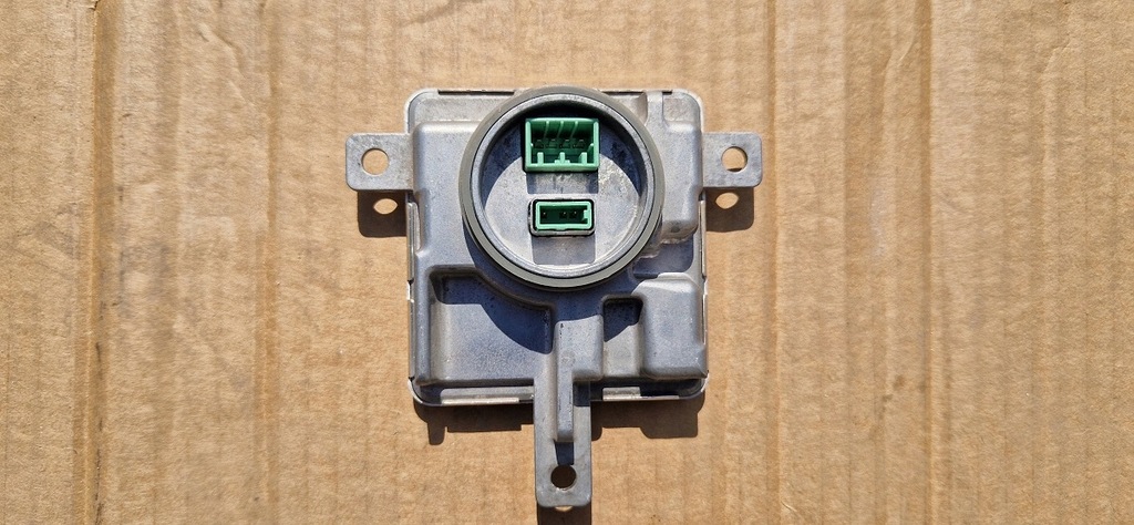 фото №1, Emu перетворювач модуль led audi a4 b8 8k0941597f