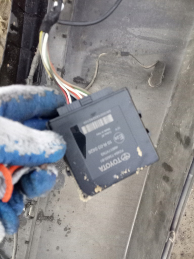 фото №11, Toyota auris i 09-12 lift бампер задня задній kompletny pdc датчики