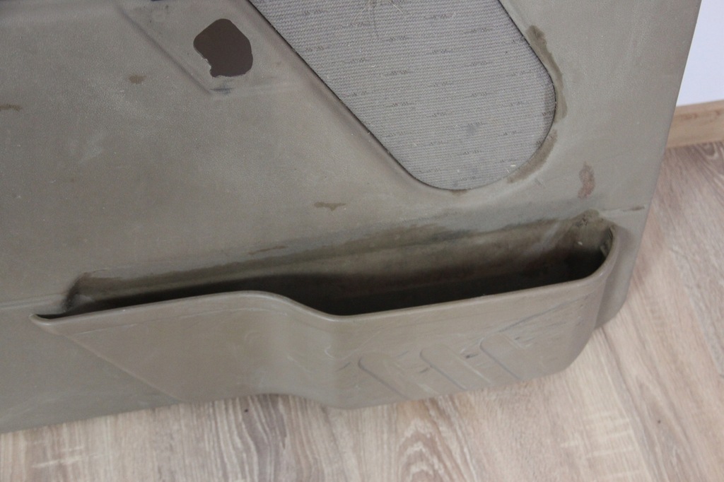 фото №10, Оббивка двері передня discovery i 1