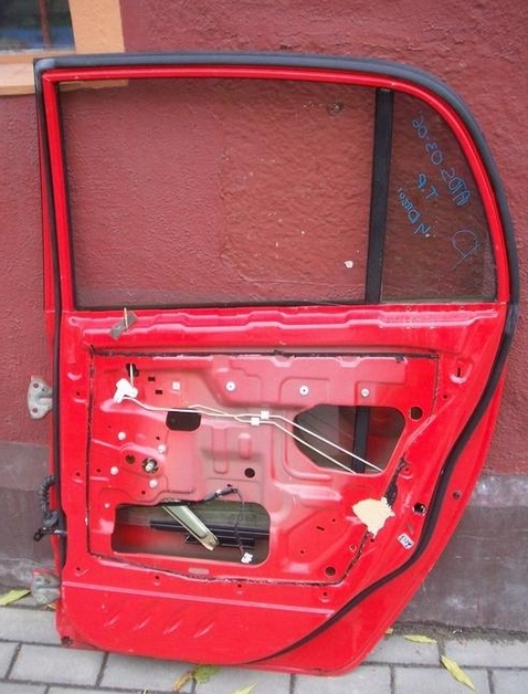 фото №8, Двері hyundai atos '04-08 вибір