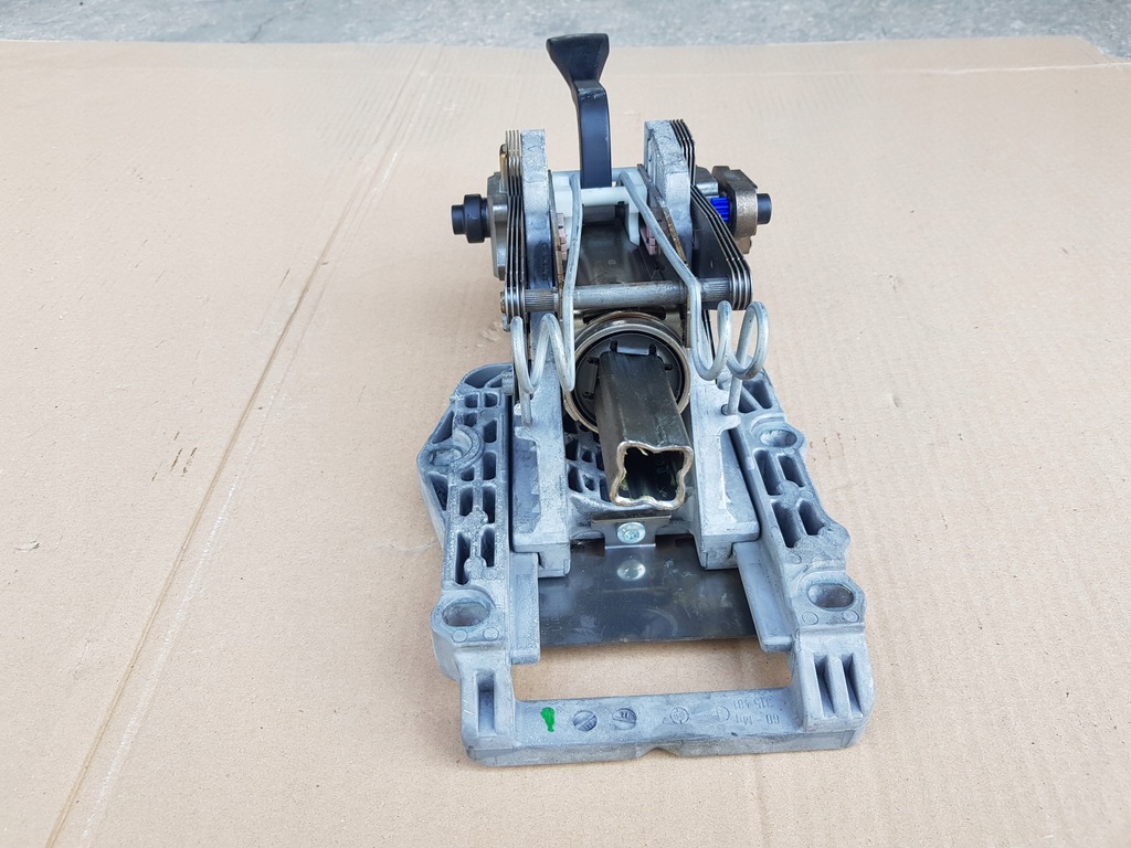 фото №15, Колонка + регулювання керма / audi a2 99-05 / справна 8z0419502